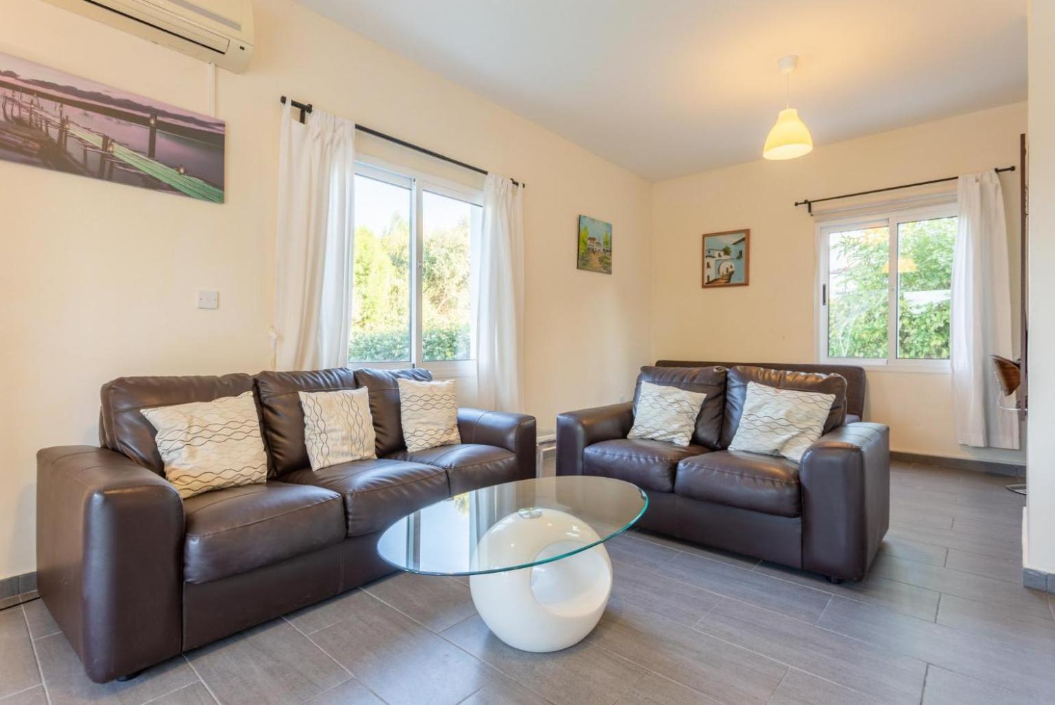 Sun Beach Villa Tria Polis Zewnętrze zdjęcie