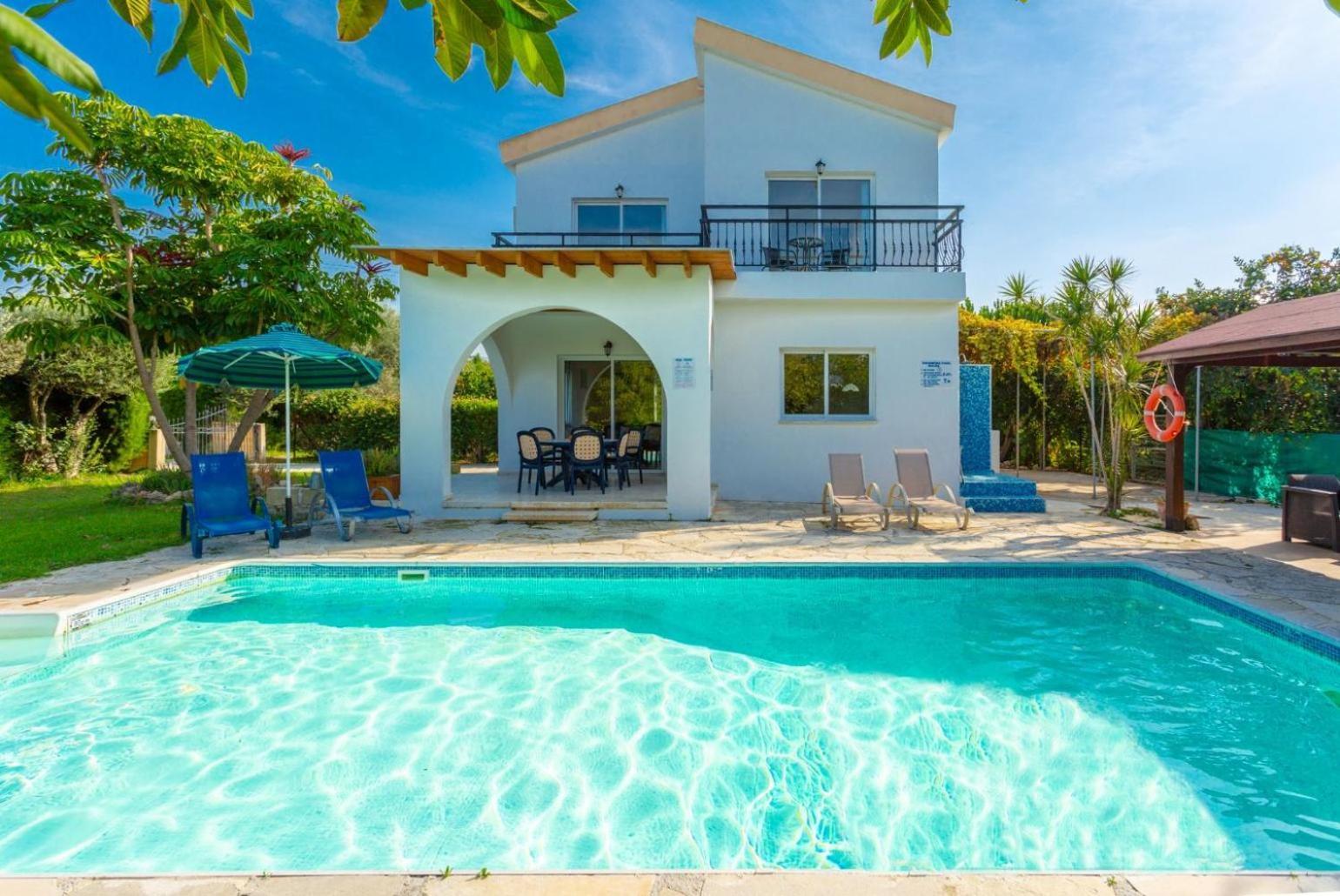 Sun Beach Villa Tria Polis Zewnętrze zdjęcie